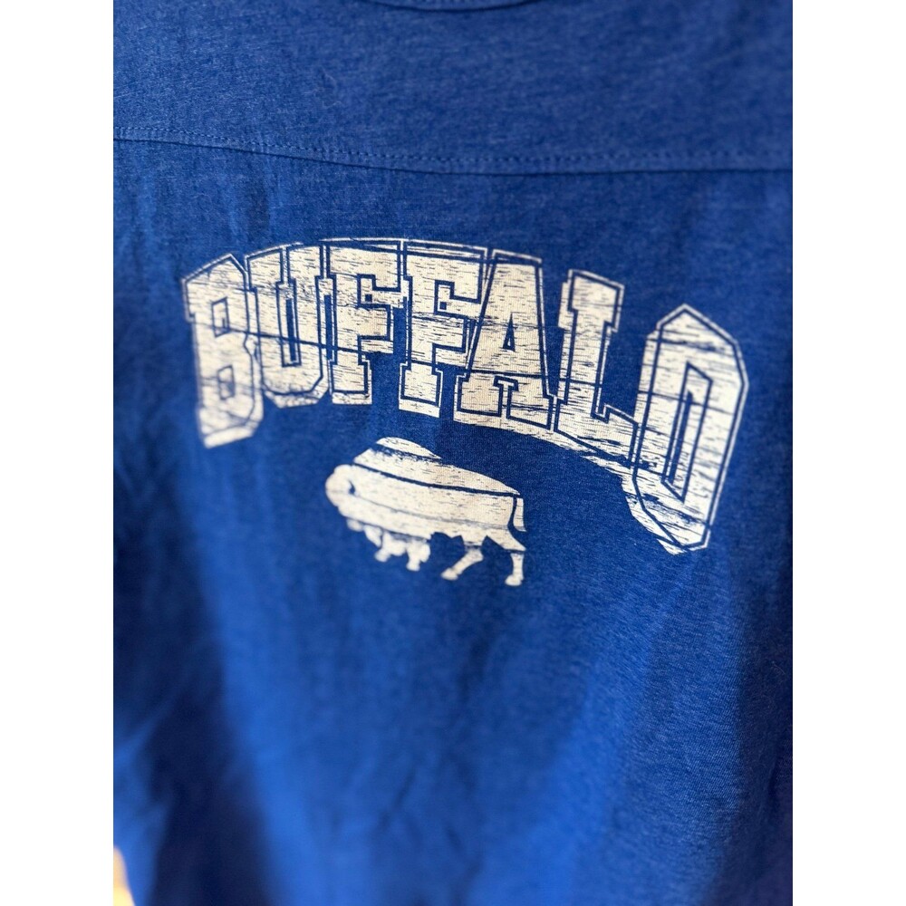 Buffalo Bills NFL Football Women’s Scoop Neck Graphic Tee Size Large - Picture 4 of 9